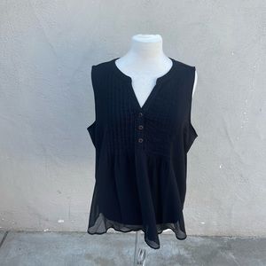 women’s Black sleeveless dress blouse size 2X